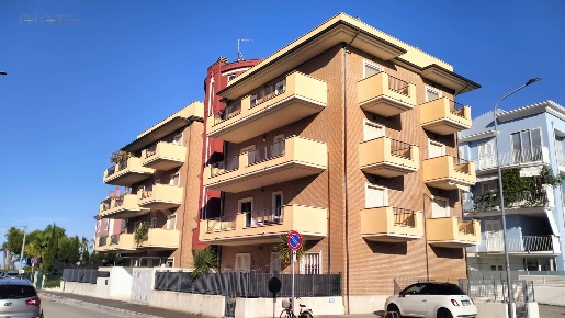 Foto Appartamento in via Bambini di Beslan, Grottammare Centro di 53 m²