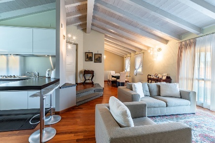 Foto Appartamento in Via Salesiane, Alzano Lombardo Centro di 114 m²