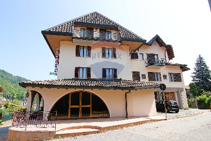 Foto Hotel in Via Cuasso al Piano, Cuasso al Monte Cuasso Al Piano