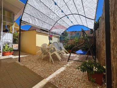 Foto Appartamento a Porto Azzurro di 110 m² con 6 locali in vendita