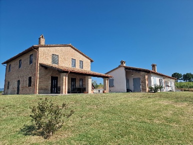 Foto Casale in Strada Castel Dell'Aquila 3, Amelia di 280 m² con 8 locali