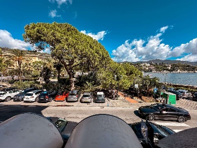Foto Appartamento in Piazza della Libertà, Santa Margherita Ligure di 80 m²