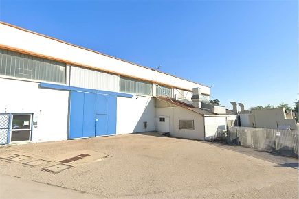 Foto Magazzino in Via Naro, Pomezia Maggiona - Area Produttiva di 750 m²