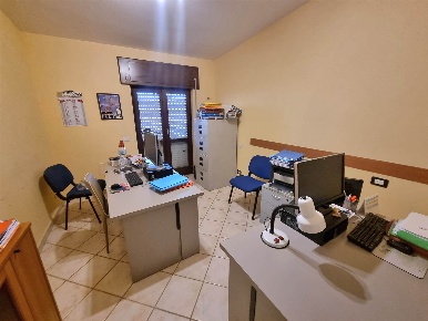 Foto Appartamento in Via Pastene 31, Montemiletto di 110 m² con 4 locali