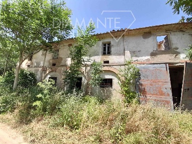 Foto Rustico a Marsciano Centro di 520 m² con 15 locali in vendita