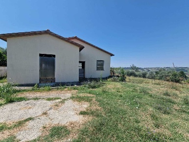 Foto Rustico in Strada di Montoro, Amelia di 100 m² con 6 locali in vendita