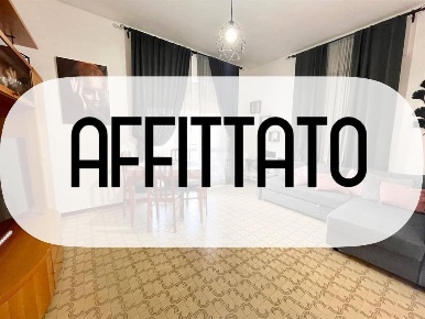 Foto Appartamento in Via sant' Alessandro, Castronno di 85 m² con 3 locali