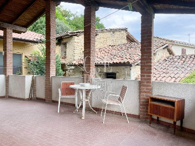 Foto Case semi ndipendenti in Via Sagliano 7, Varzi Sagliano di 180 m²