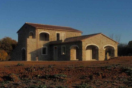 Foto Rustico a Manciano Centro di 300 m² con 8 locali in vendita