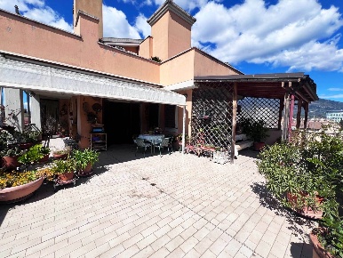 Foto Appartamento in Città Giardino, Terni Città Giardino di 130 m²