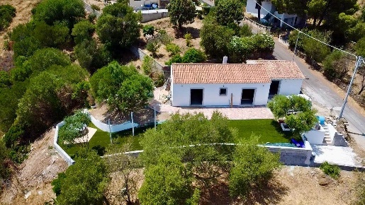 Foto Casa indipendente in Via Dei Ginepri, Budoni di 108 m² con 4 locali