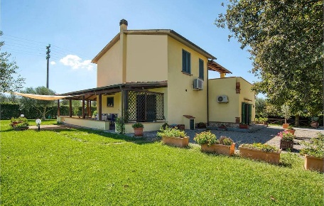 Foto Appartamento a Manciano Marsiliana di 180 m² con 10 locali in vendita