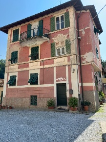 Foto Appartamento in Via Martiri della libertà 63, Campomorone Centro