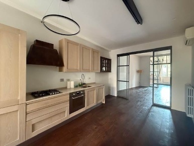 Foto Appartamento a Firenze Santo Spirito di 130 m² con 4 locali in affitto