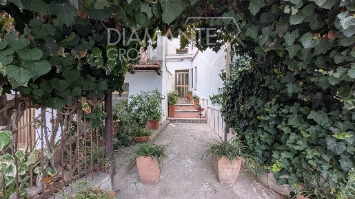 Foto Appartamento a Castiglione del Lago Contrada Mulino di 100 m²