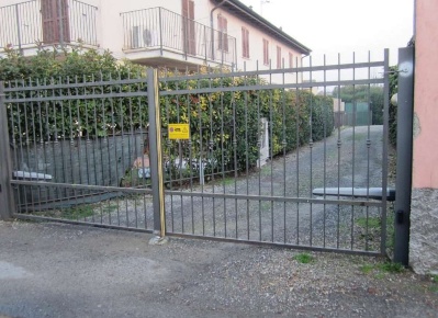 Foto Box in Via Idrometro, Linarolo San Leonardo di 17 m² con 1 locali