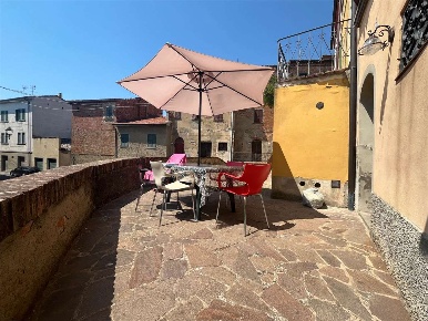 Foto Appartamento a Foiano della Chiana di 95 m² con 7 locali in vendita