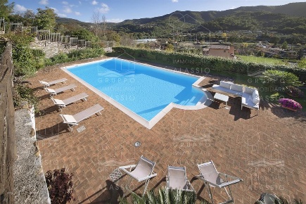 Foto Villa unifamiliare in Località Casoni, Garlenda Villafranca di 400 m²