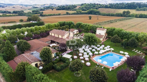 Foto Agriturismo in Strada Eugubina, Perugia Casaglia - Pretola di 1050 m²