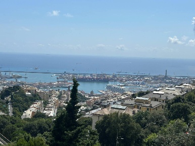 Foto Appartamento in Via Giovanni Costanzi, Genova Righi di 80 m²