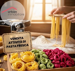 Foto Attività commerciale in Corso Sallustio, Pizzoli Centro di 27 m²