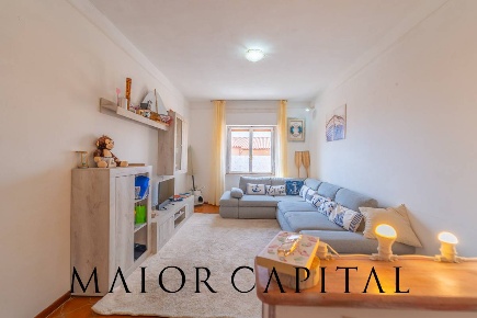Foto Appartamento in Via Cala Chiesa, La Maddalena di 115 m² con 4 locali