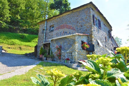 Foto Casa indipendente a Zignago Torpiana di 148 m² con 5 locali in vendita