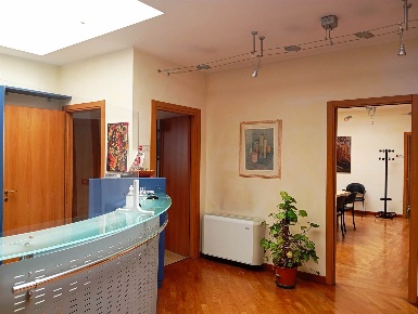 Foto Ufficio in Via Bramante 3, Terni Cardeto - Battisti di 230 m²