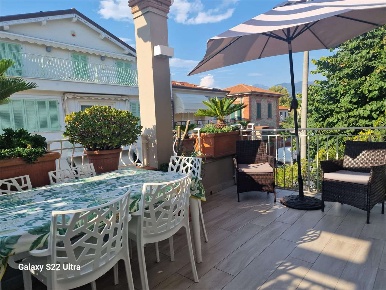 Foto Appartamento in Via Leonardo da Vinci, Pietrasanta di 86 m² in vendita