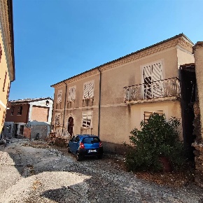 Foto Casa indipendente in VIA COSTA 49, Cassano Irpino di 230 m² in vendita