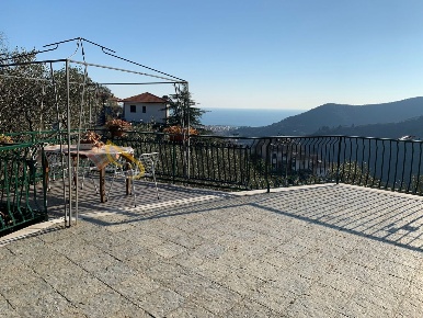 Foto Appartamento a Chiavari San Bartolomeo di 75 m² con 4 locali