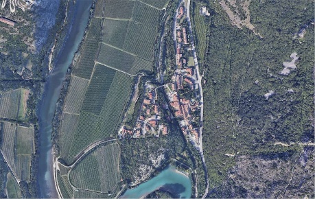 Foto Terreno agricolo in Via Molino, Dolcè Centro di 22236 m² in vendita