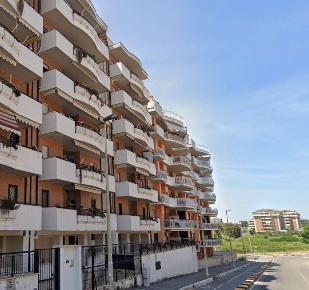 Foto Appartamento in Via Pino Romualdi, Pomezia Pomezia Centro di 167 m²