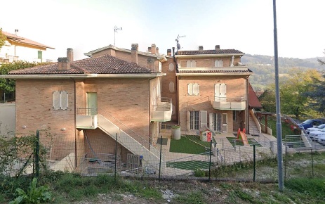 Foto Appartamento in Via Del Monte, Petriano di 95 m² con 1 locali