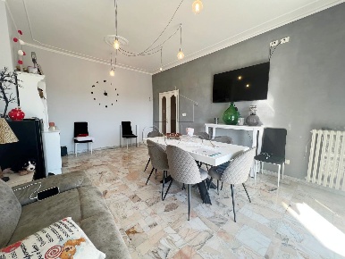 Foto Appartamento in Via XXV Aprile, Sansepolcro di 125 m² con 4 locali