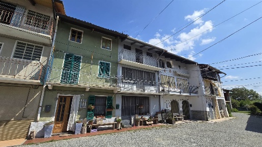 Foto Casa indipendente in Frazione Vietto  11, Piatto di 80 m² con 4 locali