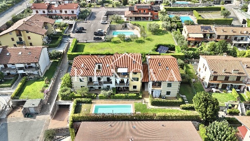Foto Appartamento in via Pezze, Cavaion Veronese Cavajon Veronese di 73 m²