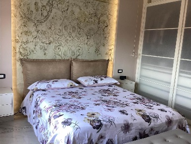 Foto Appartamento a Forlì Parco Urbano - Piscina di 190 m² con 7 locali