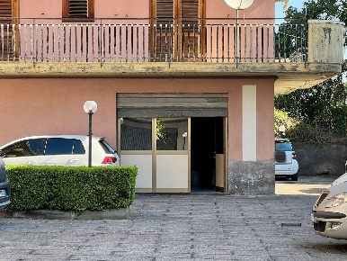 Foto Garage in Via S. M. La Stella 52, Aci Sant'Antonio di 37 m² in vendita