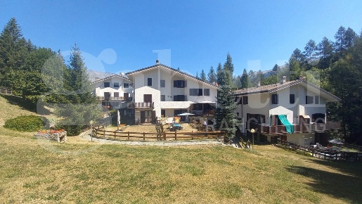 Foto Appartamento in Via Melezet 125, Bardonecchia Centro di 90 m²