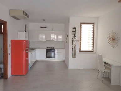 Foto Appartamento a Desenzano del Garda Rivoltella di 80 m² con 3 locali