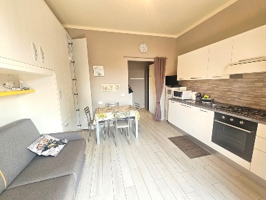 Foto Appartamento in Via Aurelia  70, San Bartolomeo al Mare Centro