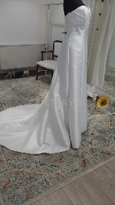 Foto Attività commerciale in Via Capersa 20/A, Casaleone Centro di 180 m²