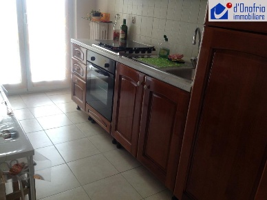 Foto Appartamento in PIAZZA VITTORIO EMANUELE, Campobasso Centro di 100 m²