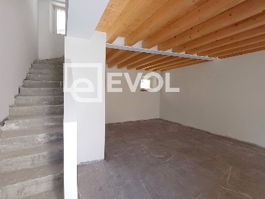 Foto Casa indipendente in via Di Mezzo, Udine Viale Ungheria di 140 m²