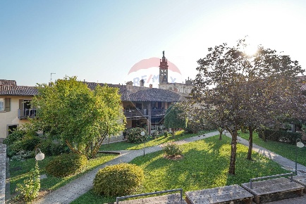 Foto Appartamento in Via Canonici, Stezzano di 135 m² con 3 locali