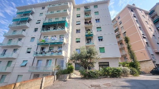 Foto Appartamento in Via Federico Donaver, Genova San Fruttuoso di 72 m²