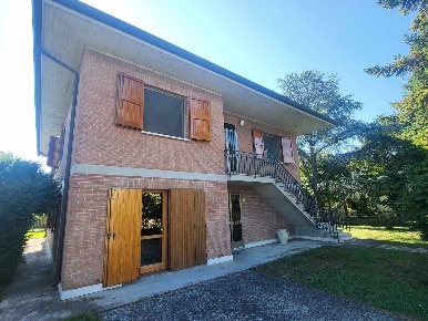 Foto Villa singola in Via Polina, Ferrara San Martino di 260 m² in vendita
