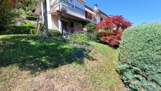Foto Appartamento a Bianzano di 130 m² con 3 locali in vendita