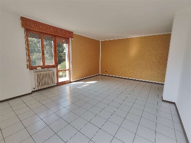 Foto Appartamento in VIA ADAMI 20, Pomarolo Centro di 120 m² con 4 locali